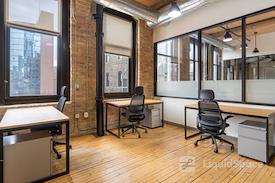 Regus | West Hartford - Spaces Blue Back Square