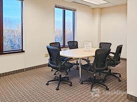 Regus | MN, Wayzata - Wayzata Blvd