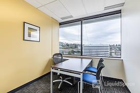 Regus || Triton Towers Three