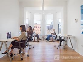 Expansive - Pioneer Building