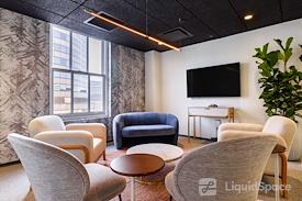 HQ | ROISSY HQ, Airport