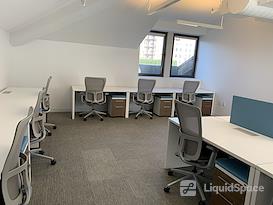 Emerge212 - 125 Park Avenue