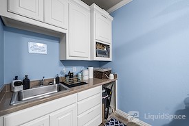 Cadilac Suites