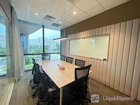 Woods Square Solo 1 | Woodlands