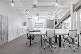 Regus || Downtown Glendale