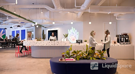 WeWork | Crossroads