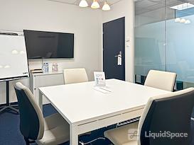 HQ | Budapest, F99 Office