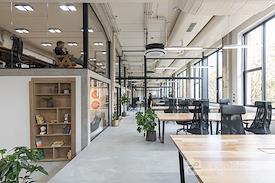 Puzl CowOrKing Budapest