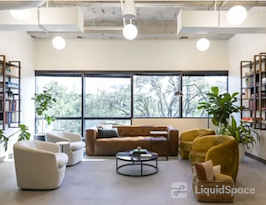 Common Desk - Westchase