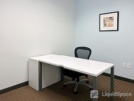 Regus | Perimeter Woods