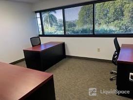 Crown Center Executive Suites (CCESuites)
