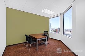 Regus | One Riverwalk Place