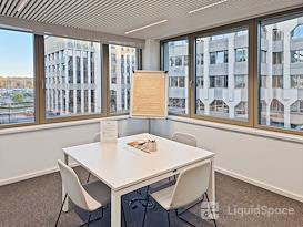 Regus | Senningerberg, Luxembourg Airport Moonar