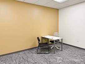 Regus | IL, Chicago - N Clark St