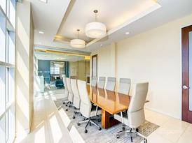 Regus | Uptown Village