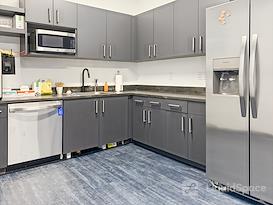 HQ | CA, Gold River - Coloma Rd