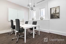 Signature | Paris, 72 Faubourg St Honoré