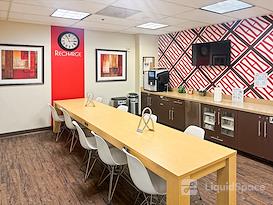 HQ | CA, Campbell - Pruneyard (HQ)