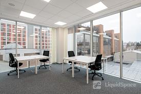 Regus | MI, Grand Rapids - Broadmoor Ave
