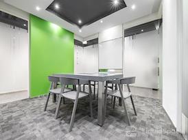 Regus | Manila, Gateway Tower - Quezon City