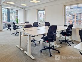 SPACES | Parañaque, Sinocan Corporate Center