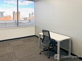 HQ | MI, Detroit - Jefferson Ave