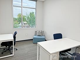 Regus | CA, Ontario - W 6th Street