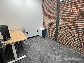 Apt CoWork at The Melrose