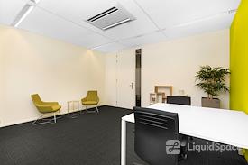 Regus | Roermond, Looskade