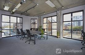 Colony | One Silk St