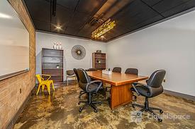 The Common - Community Workspace Bragg