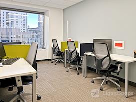 Regus | 401 North Michigan