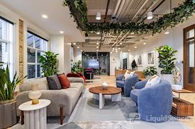 HQ | ROISSY HQ, Airport