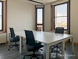 Signature | Milan, Torre Velasca