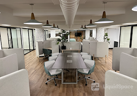 MOSS | Wellness Workspace