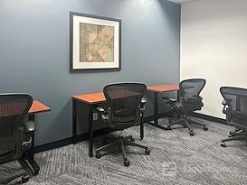 Regus | Keystone Crossing
