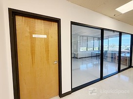 DoBe WE Co working office