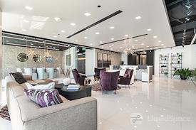 Lucid Private Offices | Camelback - Biltmore