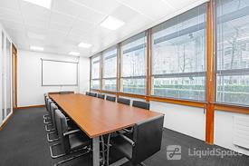 Regus | Heathrow, Stockley Park, The Square