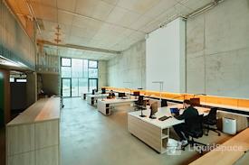 KairosBlue COWORKING SPACES Clouth 104