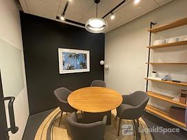 Industrious - Century City - 1925 Century Park E