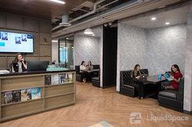 IOS OFFICES | Forum 4
