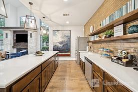 Apt CoWork at Toscana at Valley Ridge