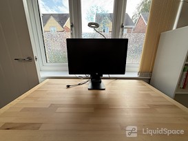 Exec Meeting Room / Hybrid Office / Co Working Space