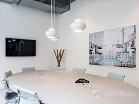Regus | Wiehle Metro