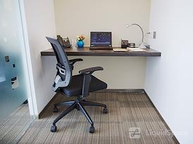 Regus | Kunming, Master