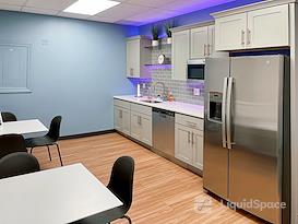 HQ | Manchester - Elm Street