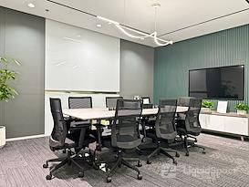 SPACES | Shanghai, Jinmao Tower