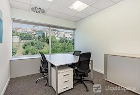 Regus | Istanbul, Besiktas Selenium