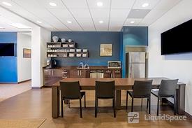 Regus | Main Street Office Center